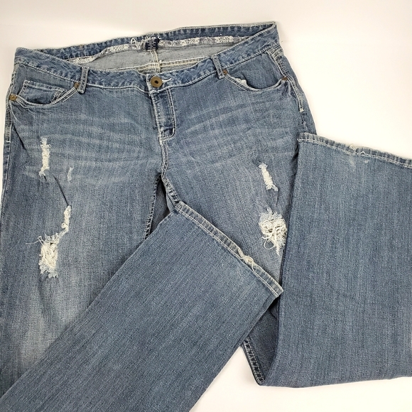 Amethyst Jeans Denim - Amethyst Distressed Jeans